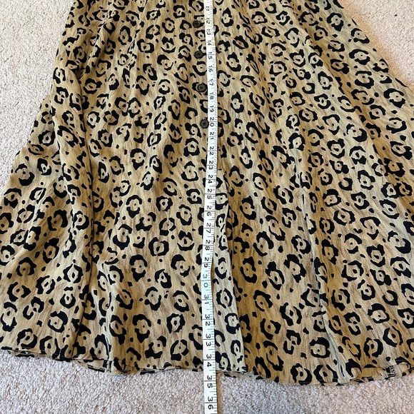 Silk leopard print skirt - Picture 4 of 4